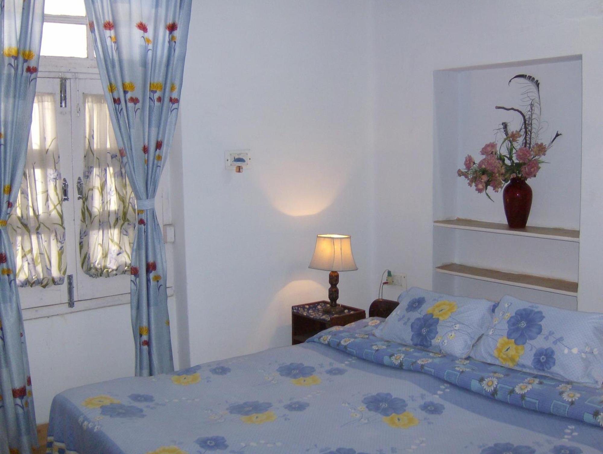 Jheelam Homestay Bhopal Eksteriør billede